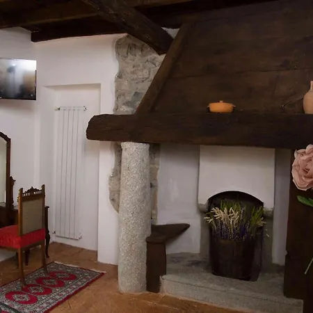 La Curt Del Boeff Nocleg ze śniadaniem 4*