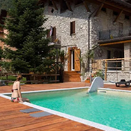 La Curt Del Boeff לינה וארוחת בוקר